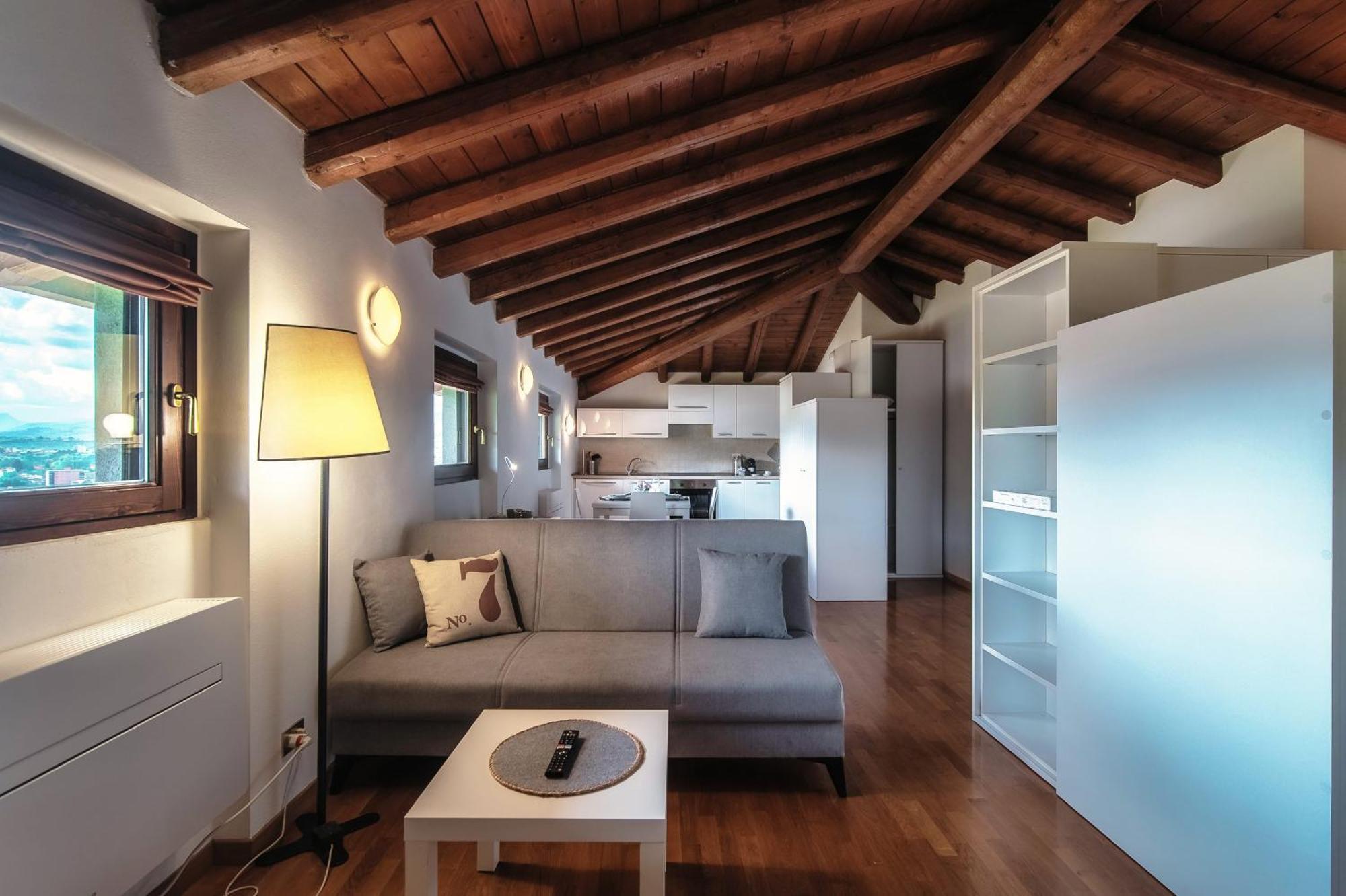 Valles & Mars Appartement Como